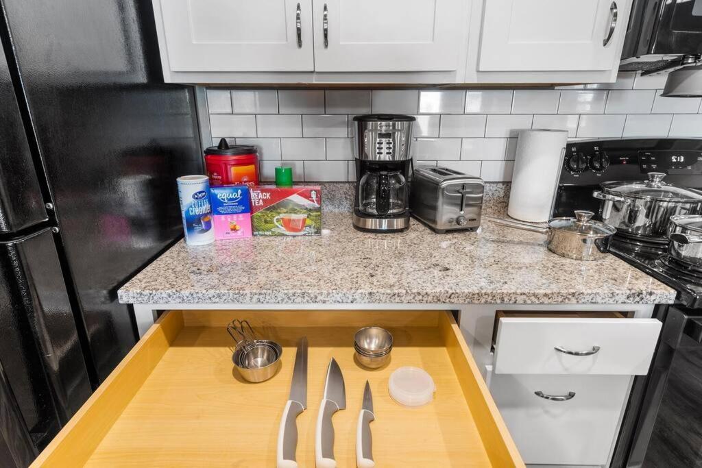 Elegant 2 Bedroom/2 Bath Condo With All Amenities Melbourne Kültér fotó