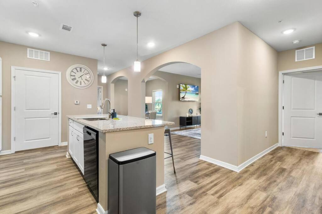 Elegant 2 Bedroom/2 Bath Condo With All Amenities Melbourne Kültér fotó